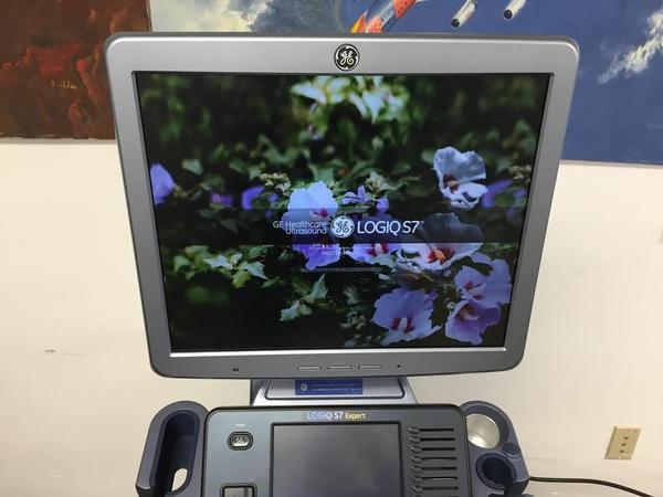 GE Logiq S7 Expert Ultrasound Machine