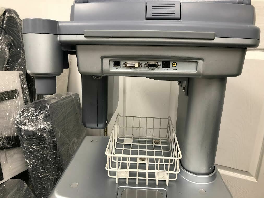 GE Logiq e, Vivid e Rolling Cart with Three Probe Connector