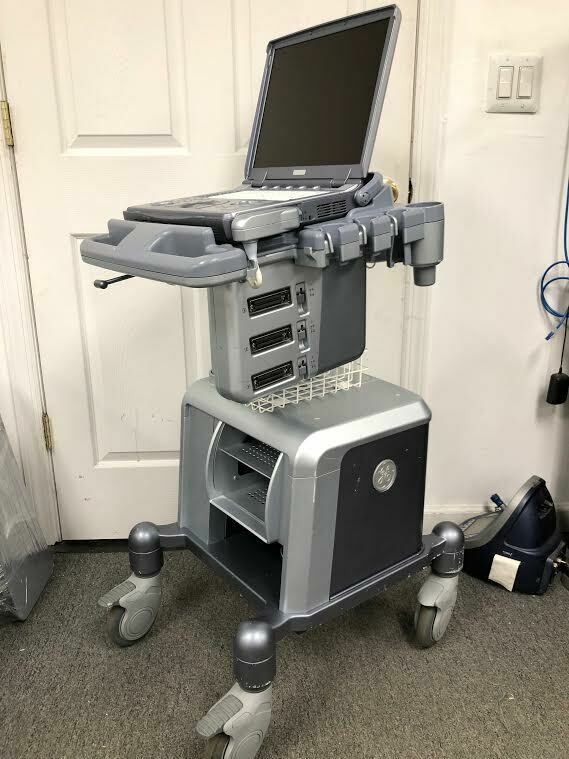 GE Logiq e, Vivid e Rolling Cart with Three Probe Connector